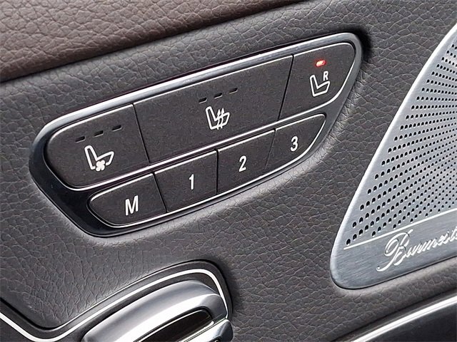 Used 2019 Mercedes-Benz S 560 Sedan image 21