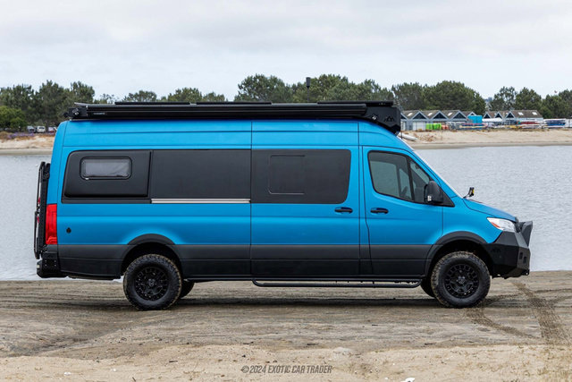 Used 2021 Mercedes-Benz Sprinter 2500 image 9