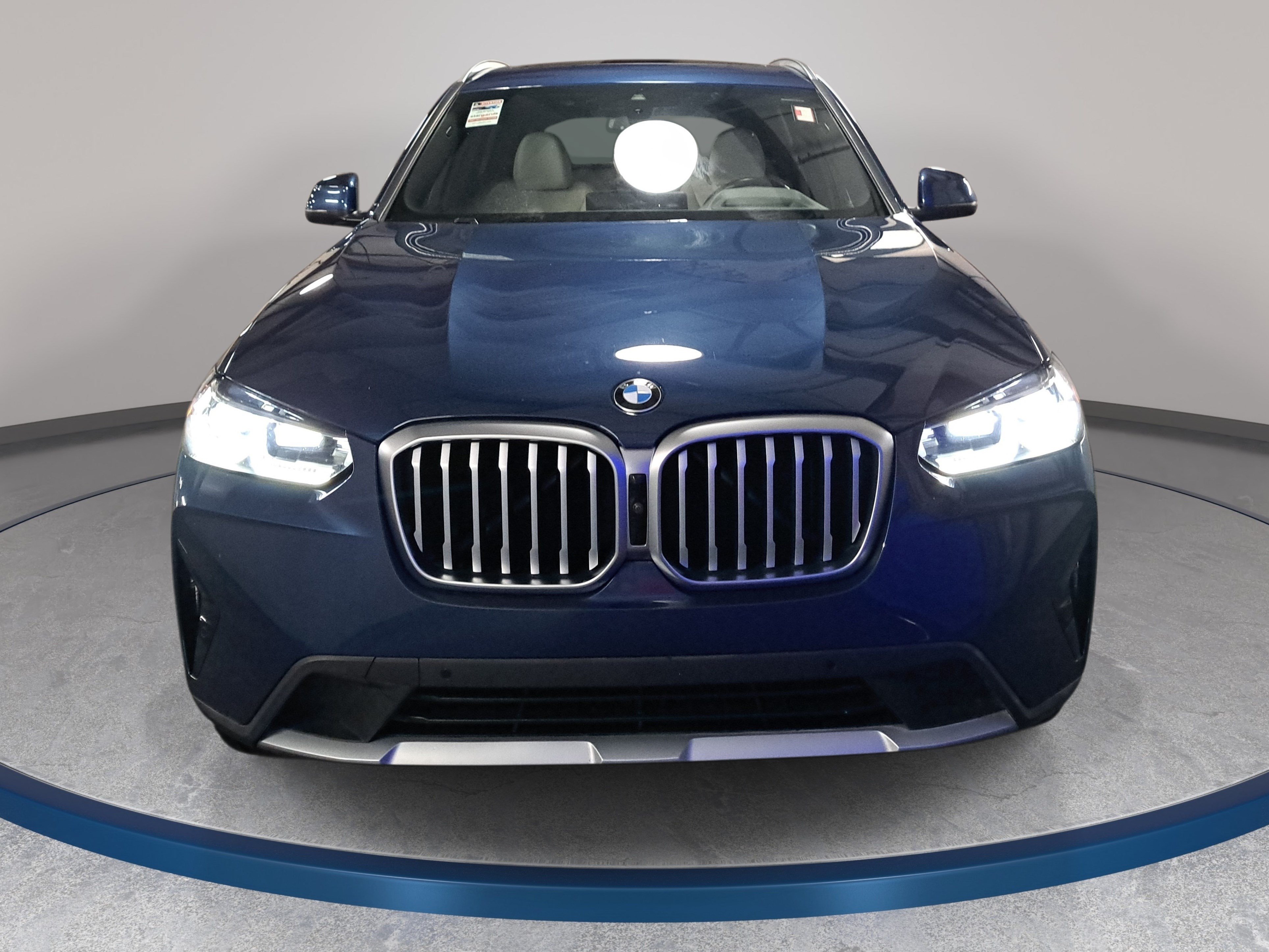Used 2024 BMW X3 xDrive30i w/ Premium Package AWD/4WD image 2