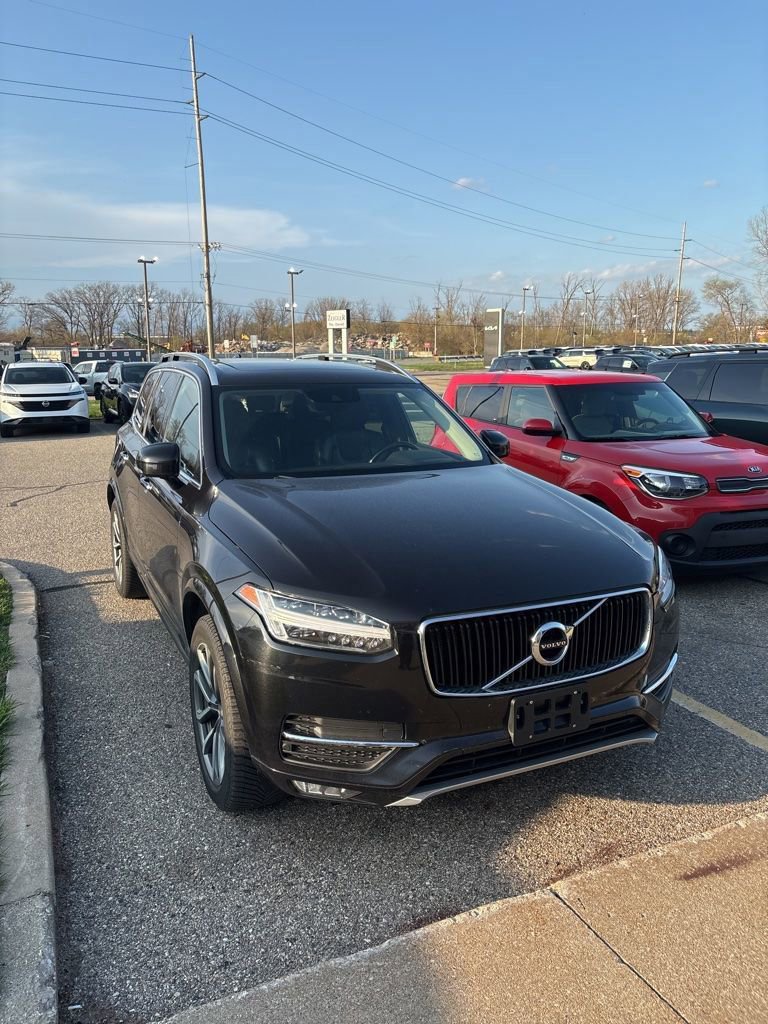 Used 2019 Volvo XC90 T6 Momentum image 9
