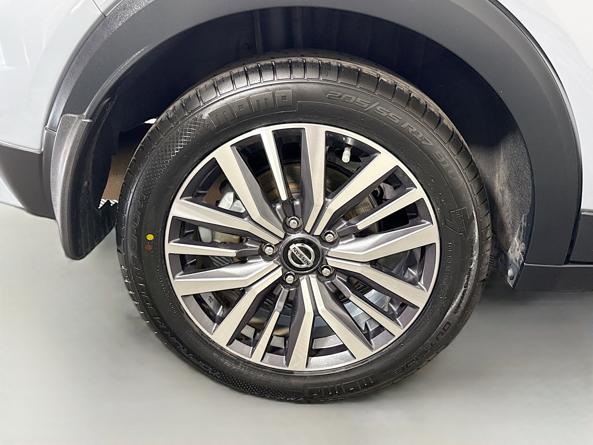 Used 2021 Nissan Kicks SV image 33