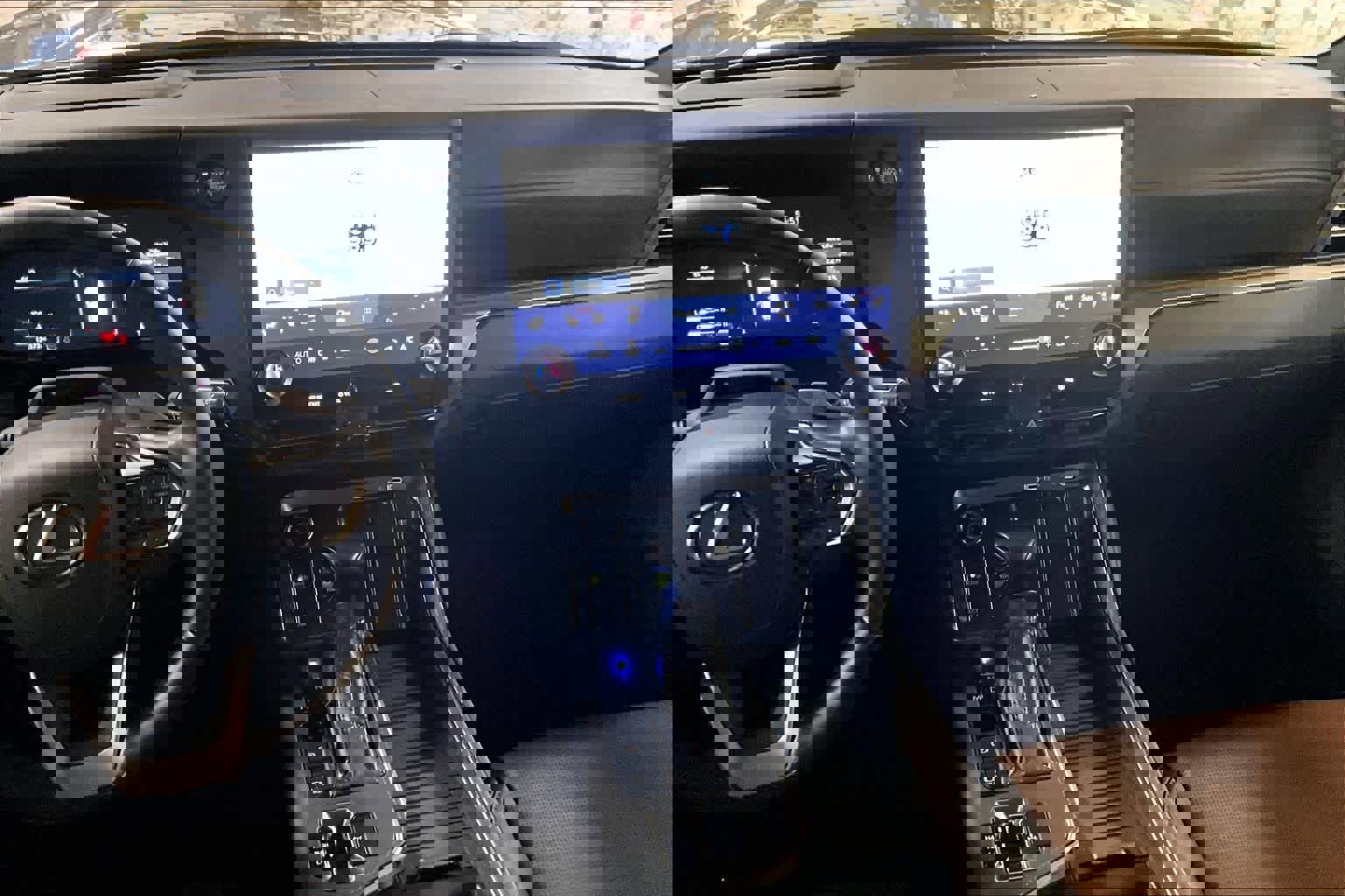 Used 2024 Lexus GX 550 w/ Accessory Package (Z1) image 7