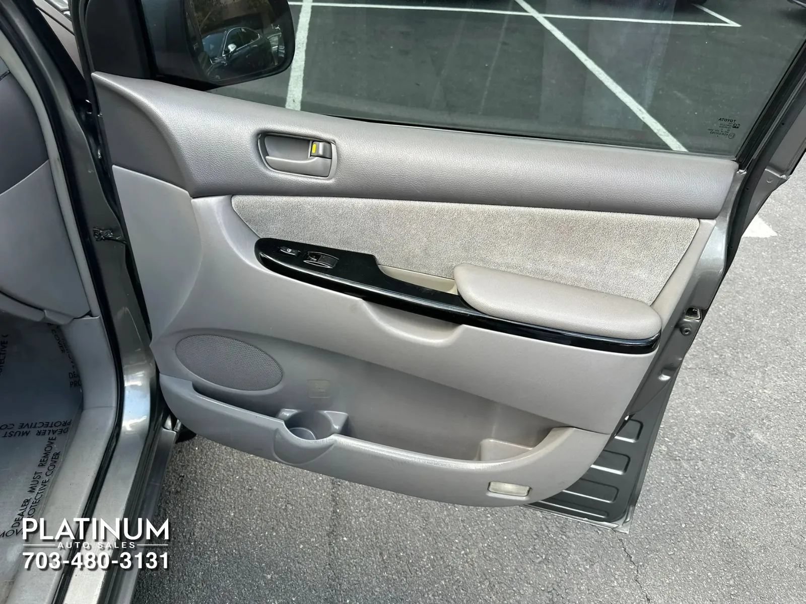 Used 2004 Toyota Sienna CE FWD image 18