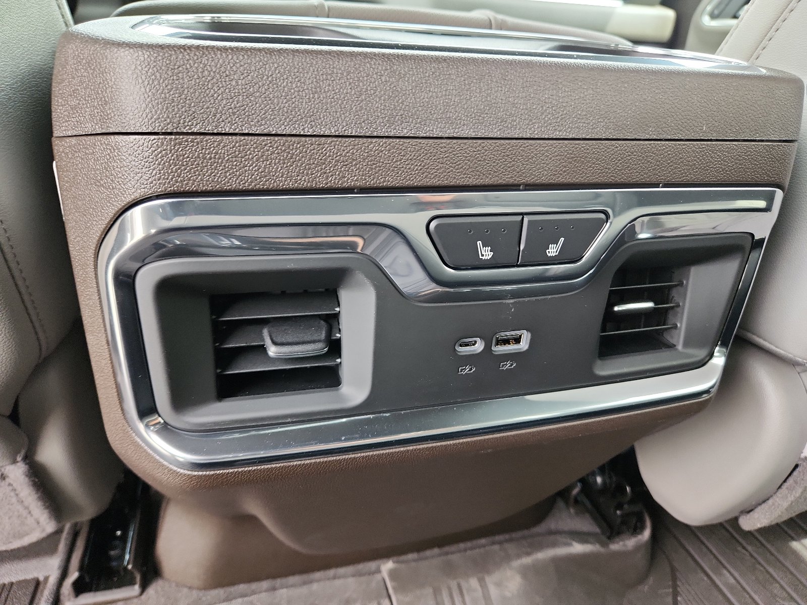 New 2026 GMC Sierra 2500 SLT w/ Texas SLT Premium Package AWD/4WD image 9