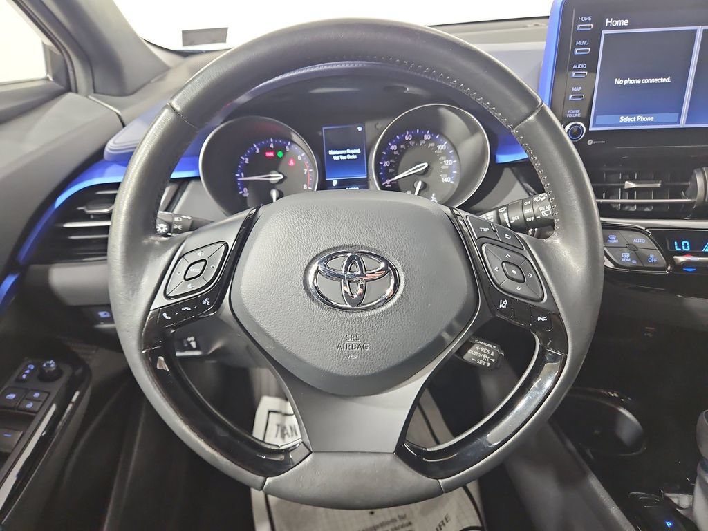 Used 2022 Toyota C-HR XLE FWD image 15