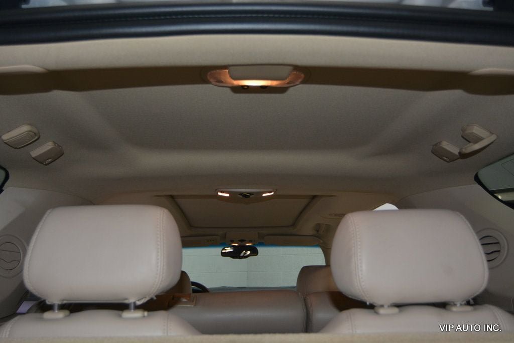 Used 2008 Cadillac SRX w/ Utility Package RWD image 23