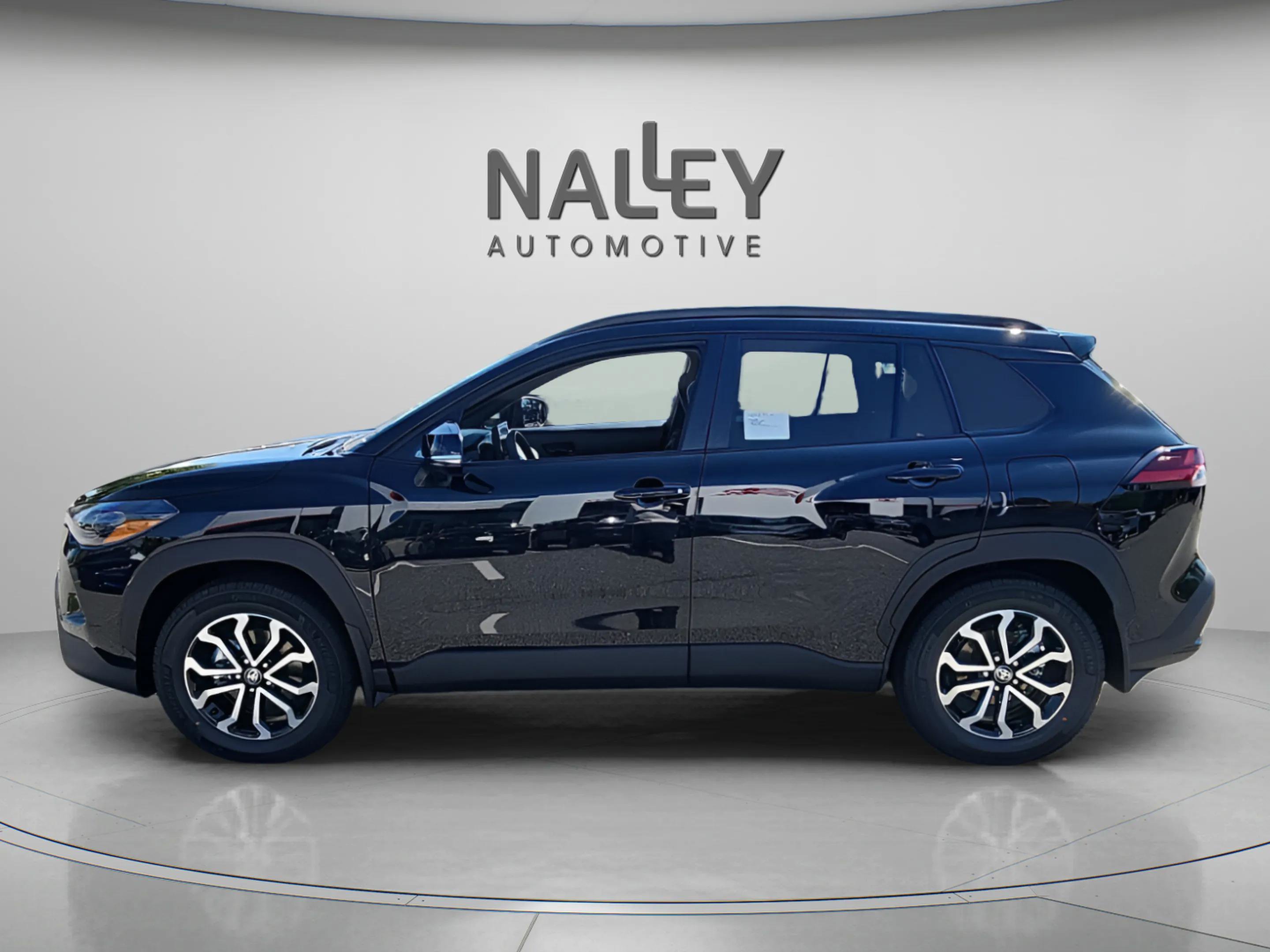 New 2026 Toyota Corolla Cross SE image 2