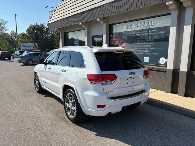 Used 2019 Jeep Grand Cherokee Overland AWD/4WD image 3