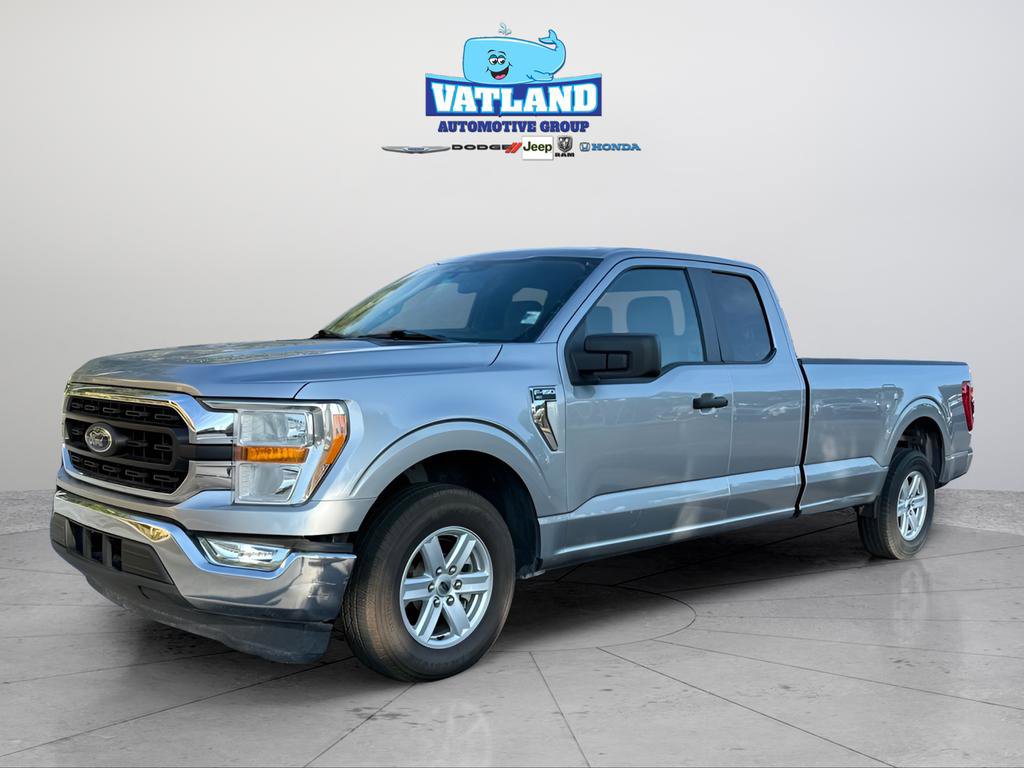 Used 2022 Ford F150 XLT image 1