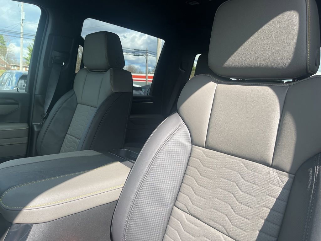 New 2026 Chevrolet Silverado 2500 ZR2 w/ LPO, Dark Essentials Package image 16