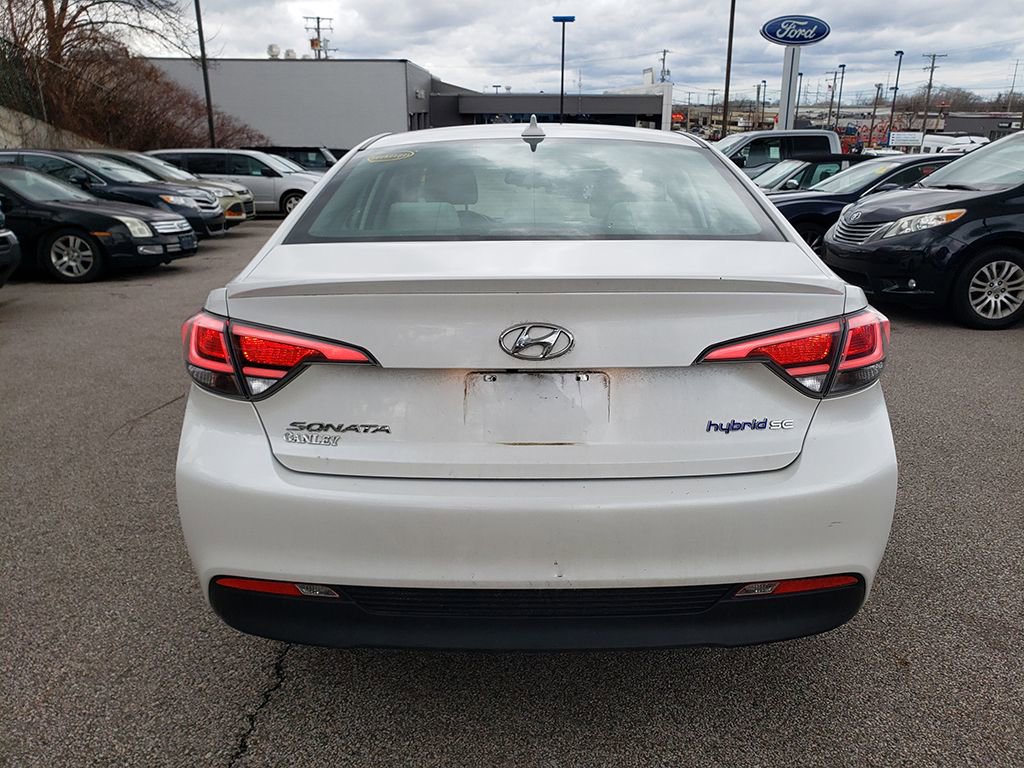 Used 2016 Hyundai Sonata SE image 4