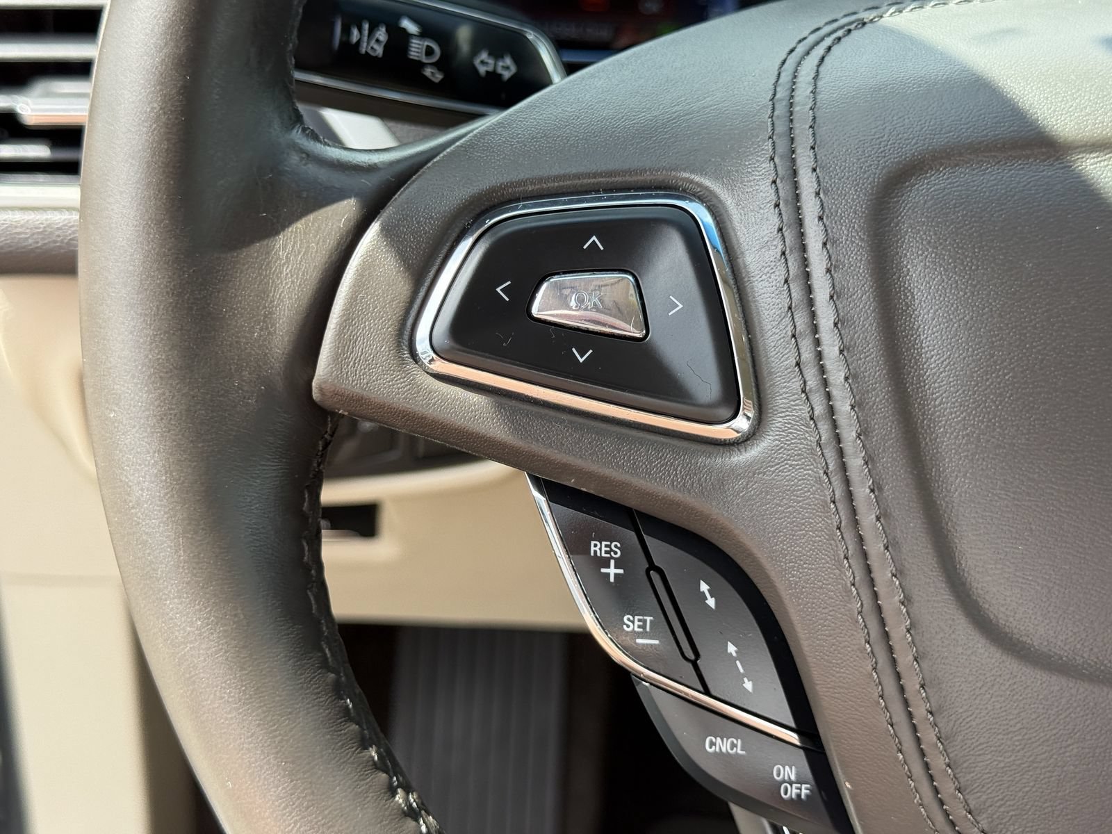 Used 2019 Lincoln MKZ Reserve w/ Reserve Plus Package FWD image 31