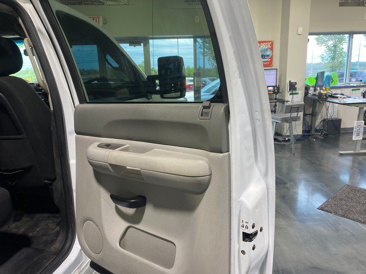 Used 2013 Chevrolet Silverado 2500 W/T AWD/4WD image 16