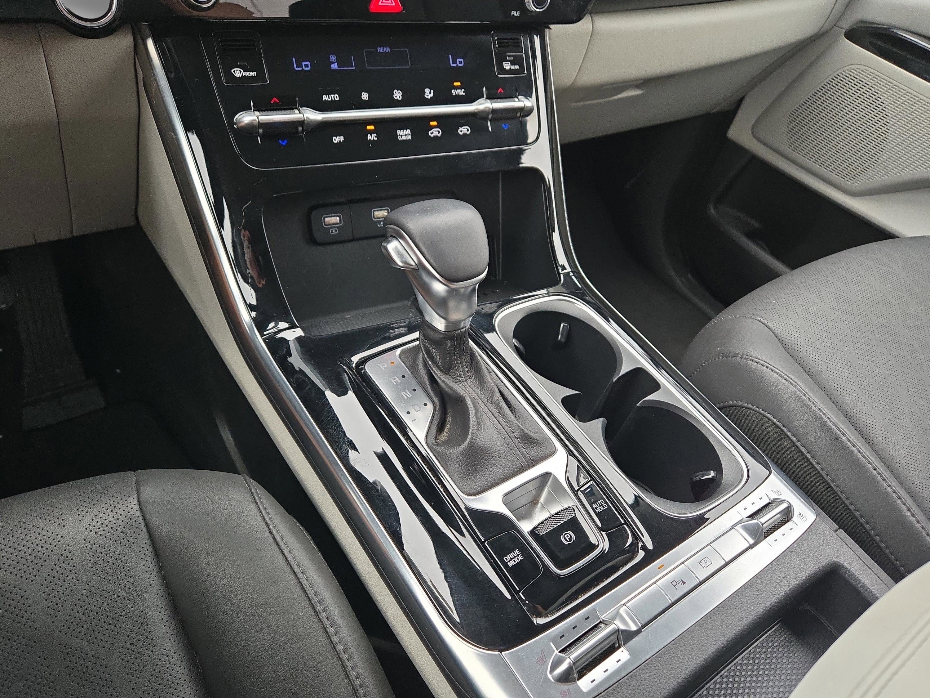 Used 2022 Kia Carnival SX image 30