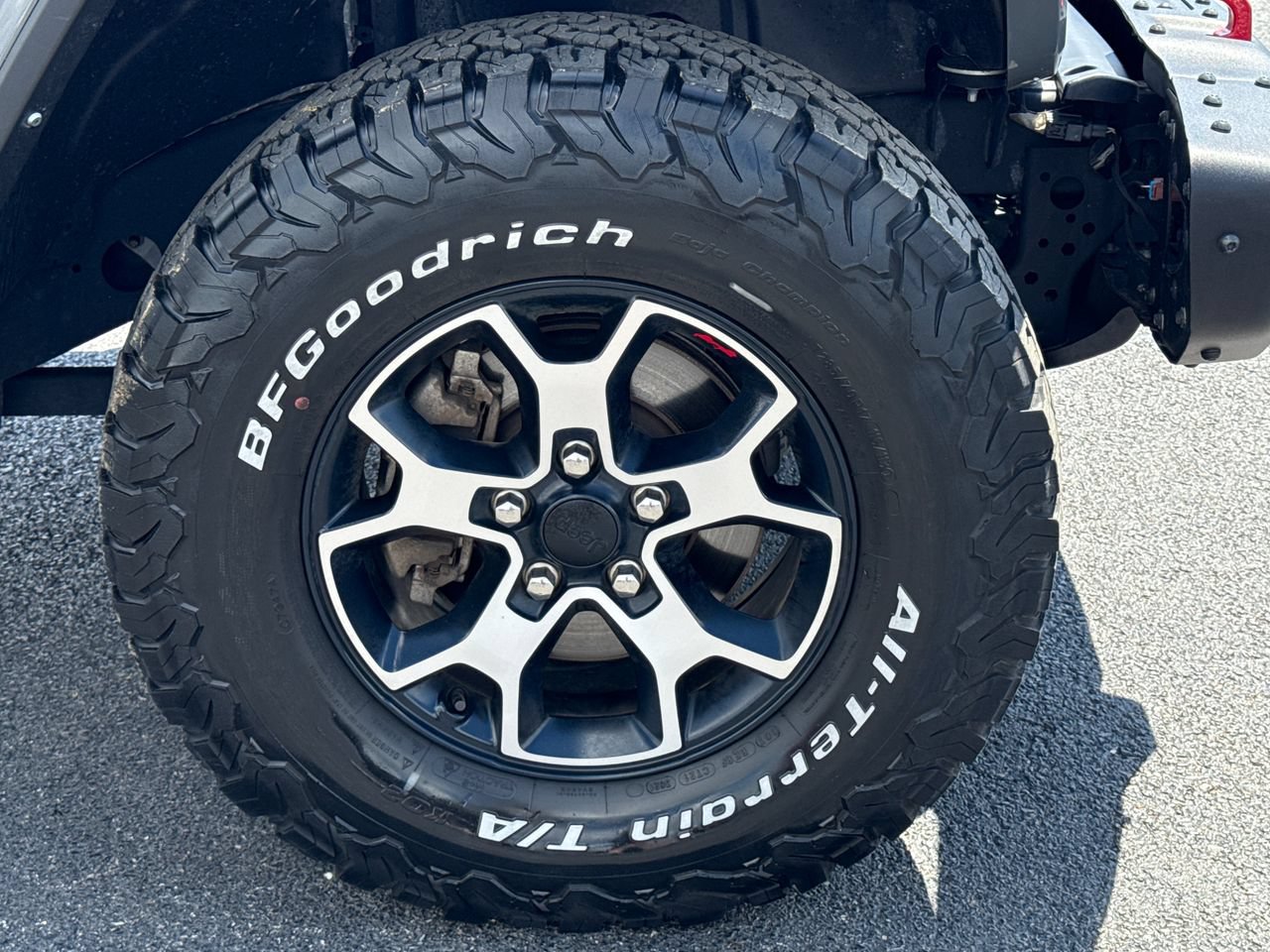 Used 2021 Jeep Wrangler Unlimited Rubicon AWD/4WD image 9