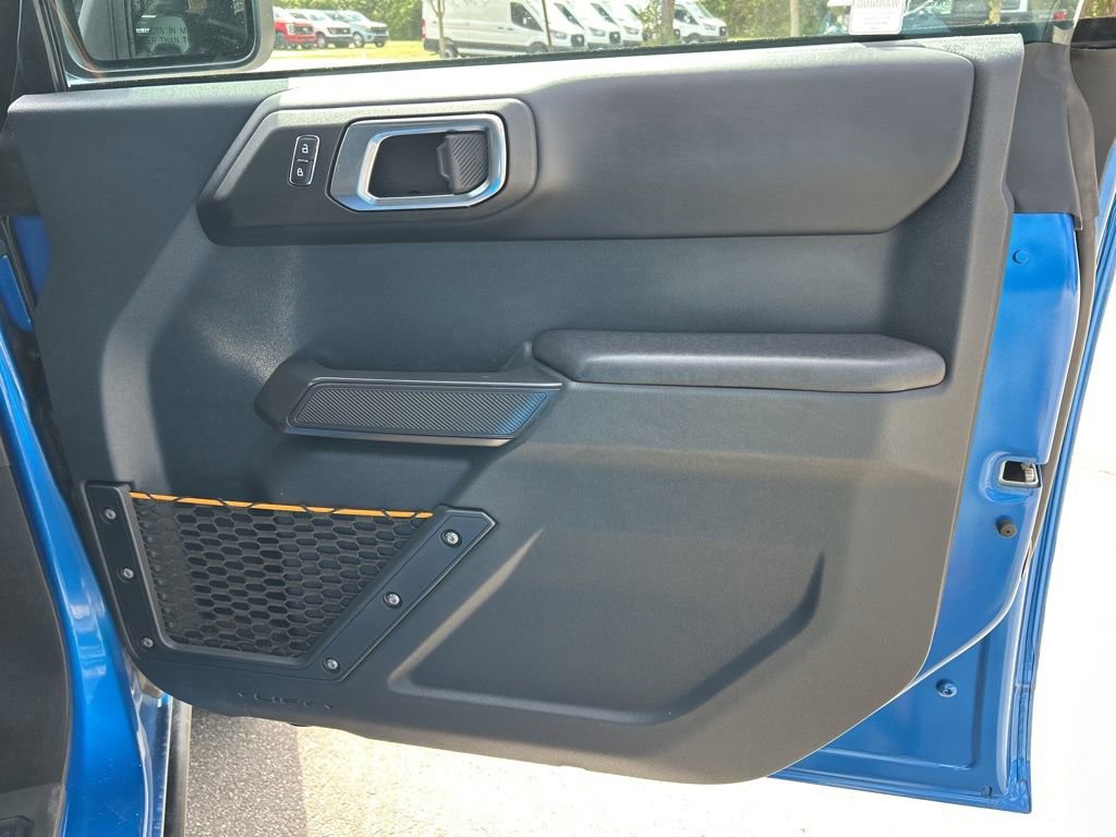 Used 2024 Ford Bronco Badlands image 40