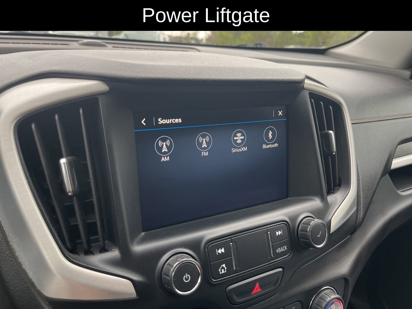 Used 2021 GMC Terrain SLT image 10