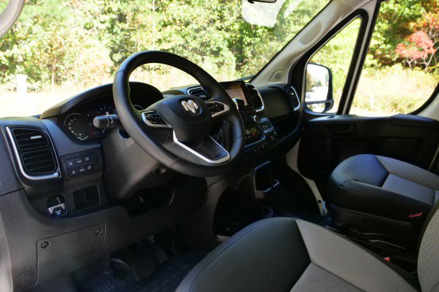 Used 2024 RAM ProMaster 3500 w/ Quick Order Package 22G SLT image 25