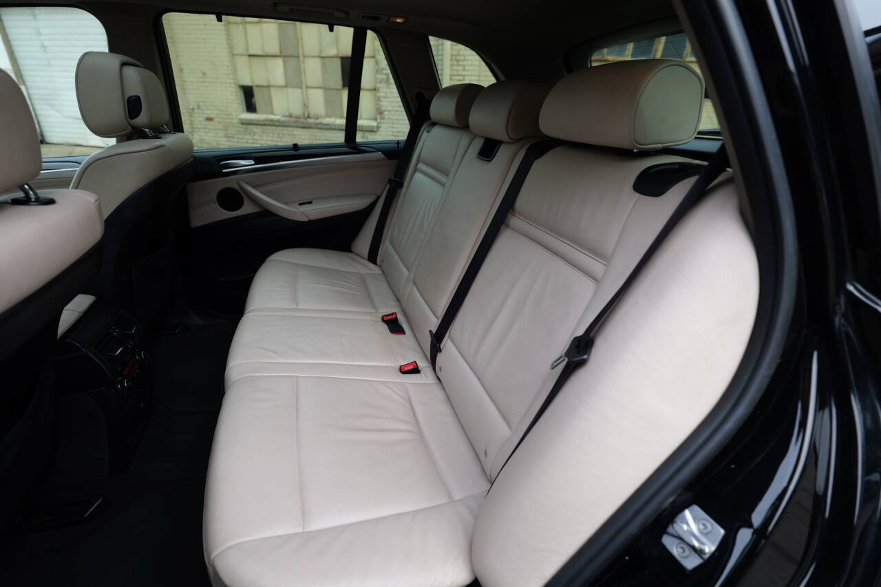 Used 2011 BMW X5 xDrive35i AWD/4WD image 55
