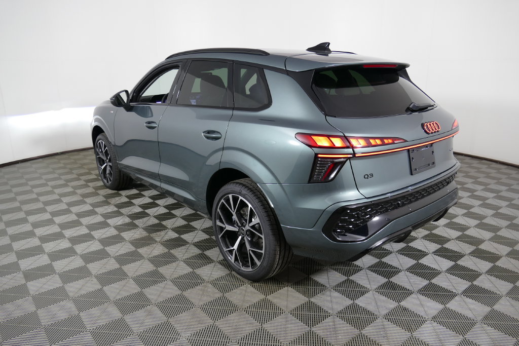 New 2026 Audi Q3 quattro 2.0T AWD/4WD image 5