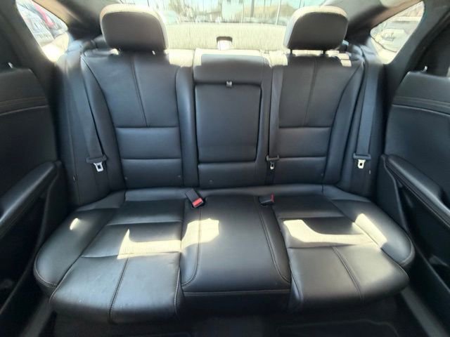 Used 2017 Chevrolet Impala LT w/ Leather Package FWD image 18