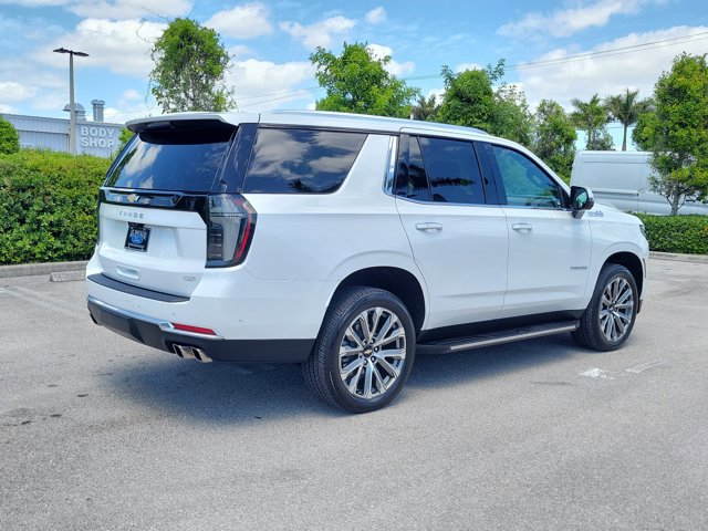 Used 2025 Chevrolet Tahoe High Country AWD/4WD image 10