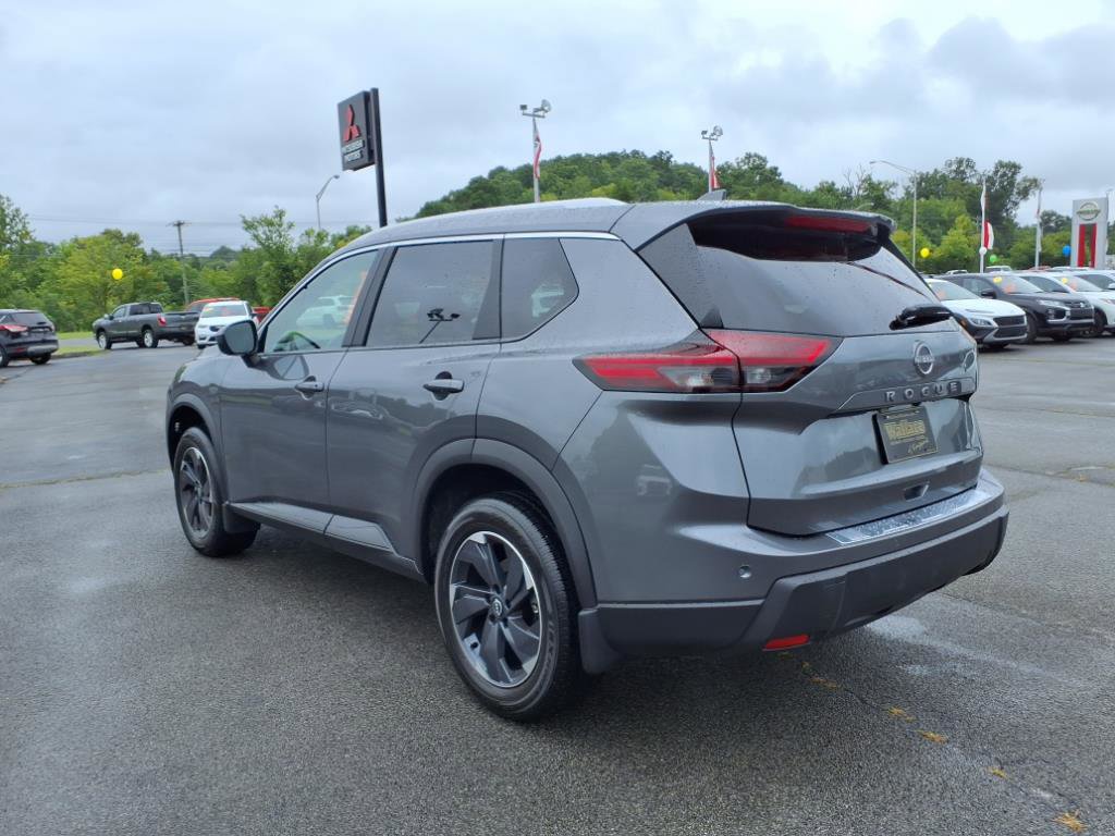 Certified 2025 Nissan Rogue SV w/ SV Premium Package image 3
