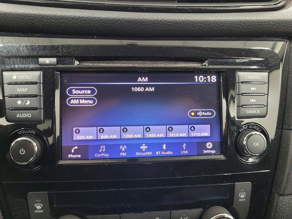 Used 2018 Nissan Rogue SV w/ Premium Package image 25