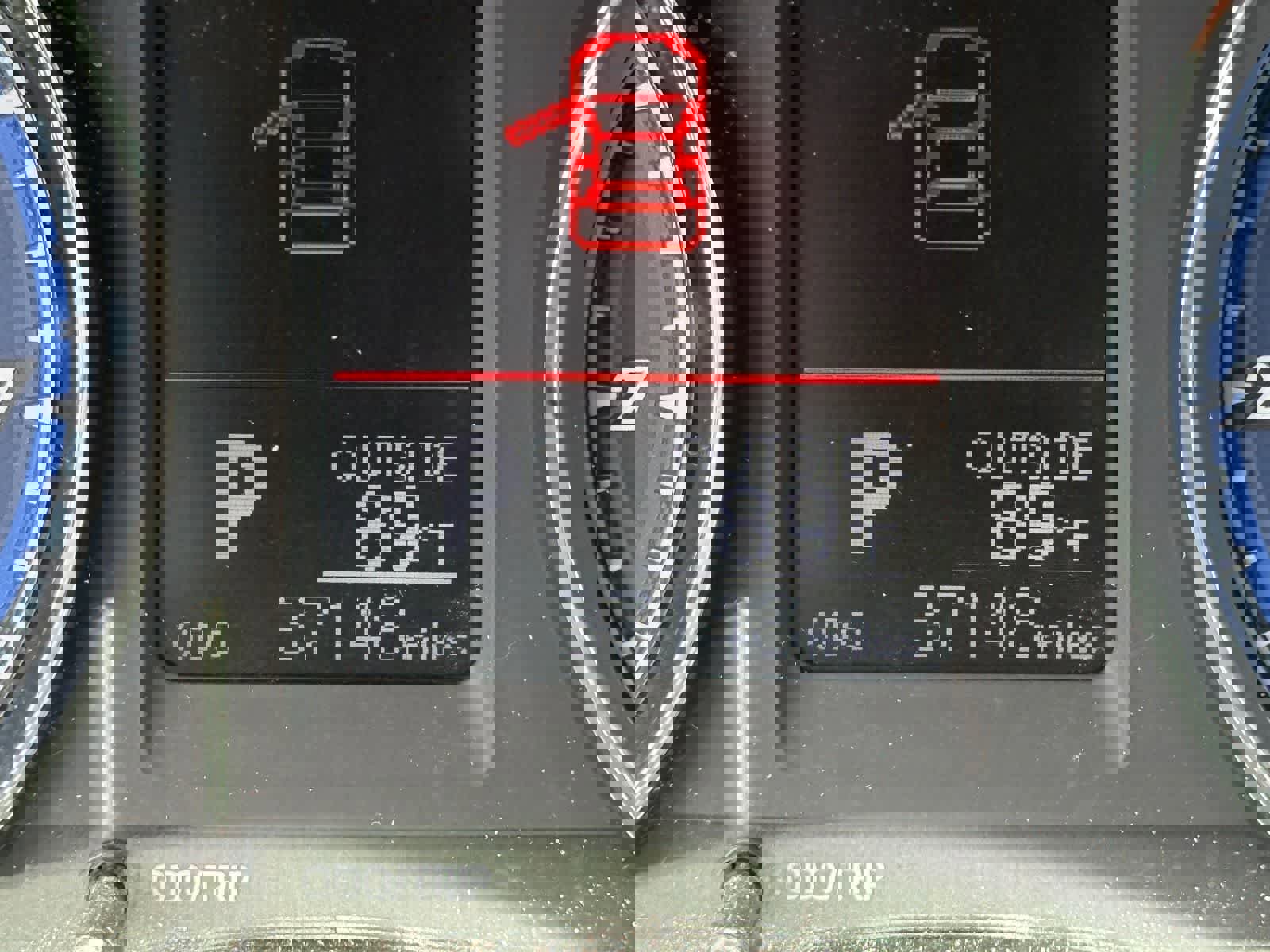 Used 2019 Toyota Corolla LE w/ Carpet Mat Package (TMS) FWD image 19