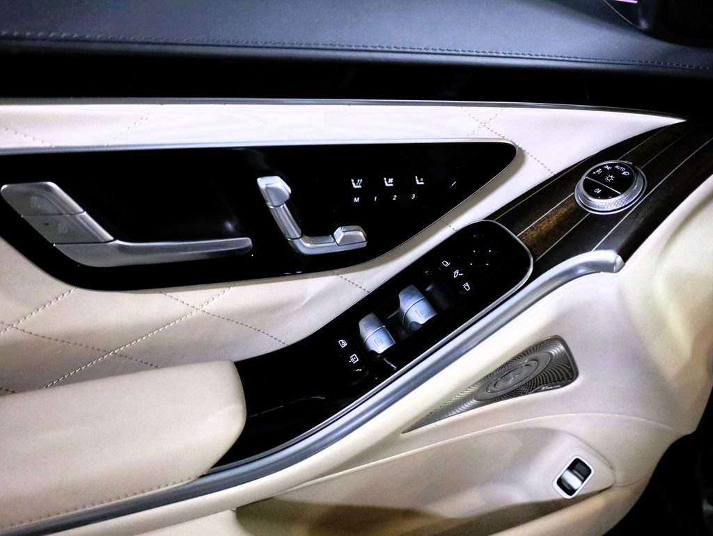 Used 2022 Mercedes-Benz S 580 4MATIC Sedan image 10