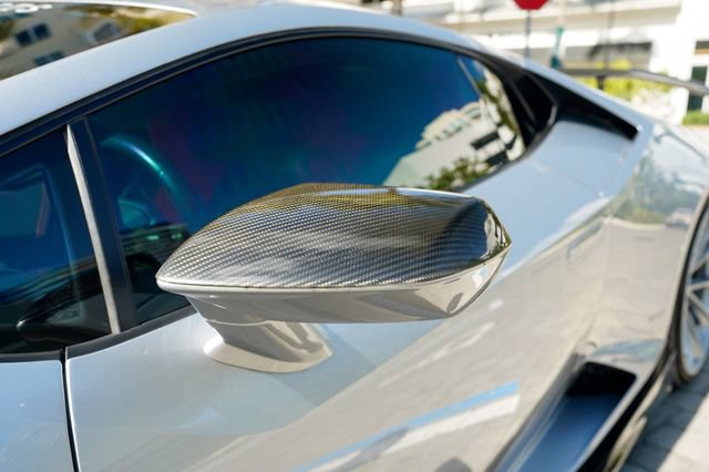 Used 2015 Lamborghini Huracan LP 610-4 AWD/4WD image 44