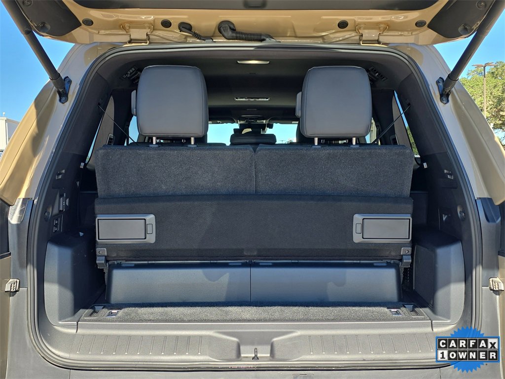 Used 2025 Lexus LX 700h Overtrail image 13