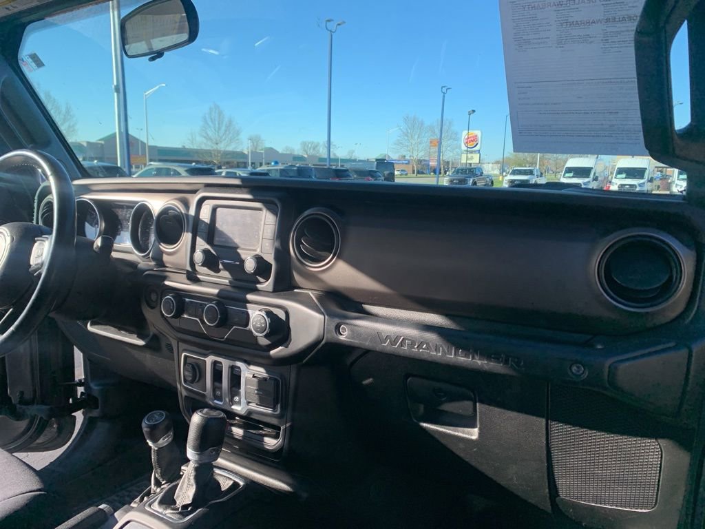 Used 2020 Jeep Wrangler Sport image 17