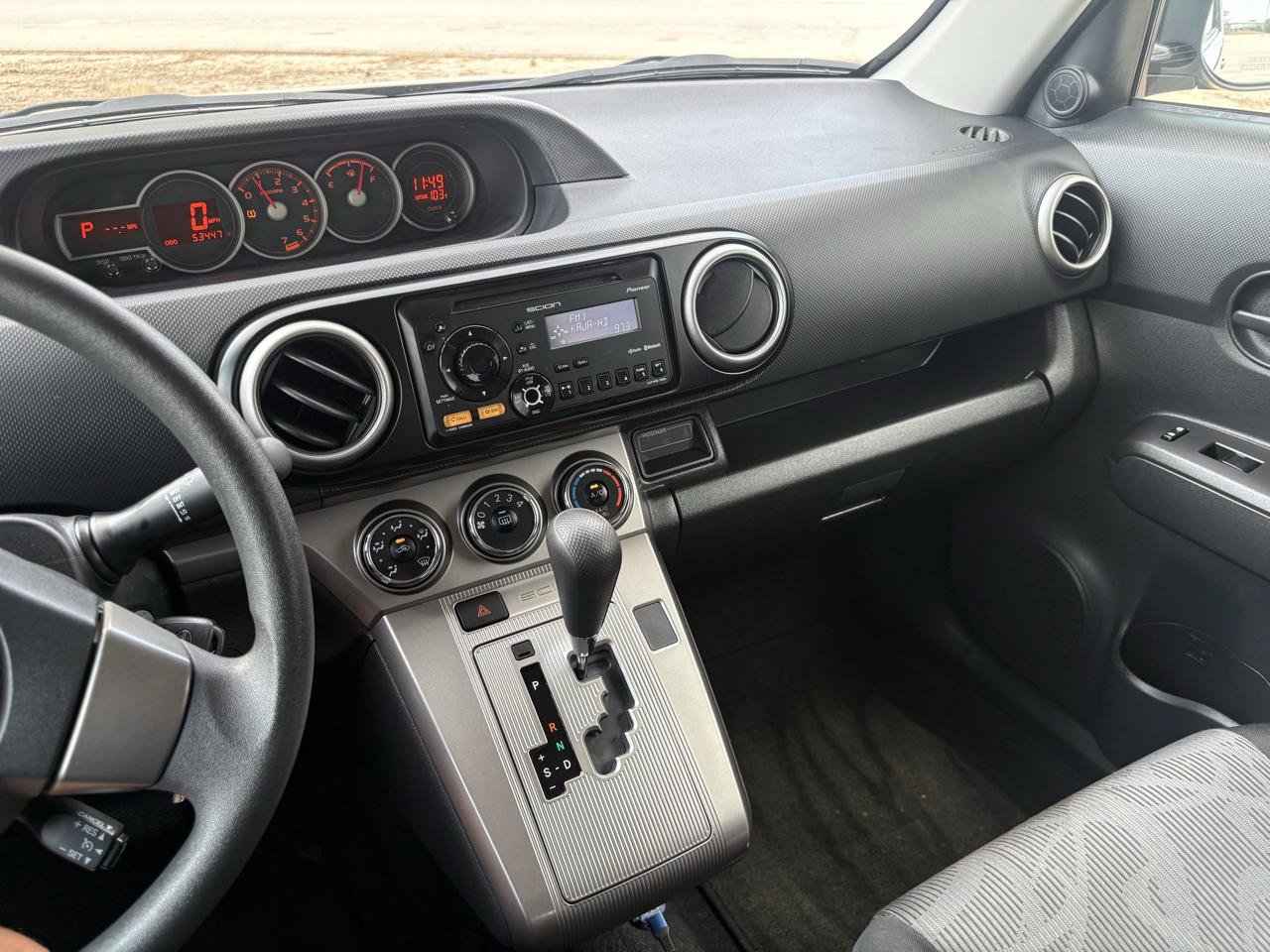 Used 2013 Scion xB FWD image 43