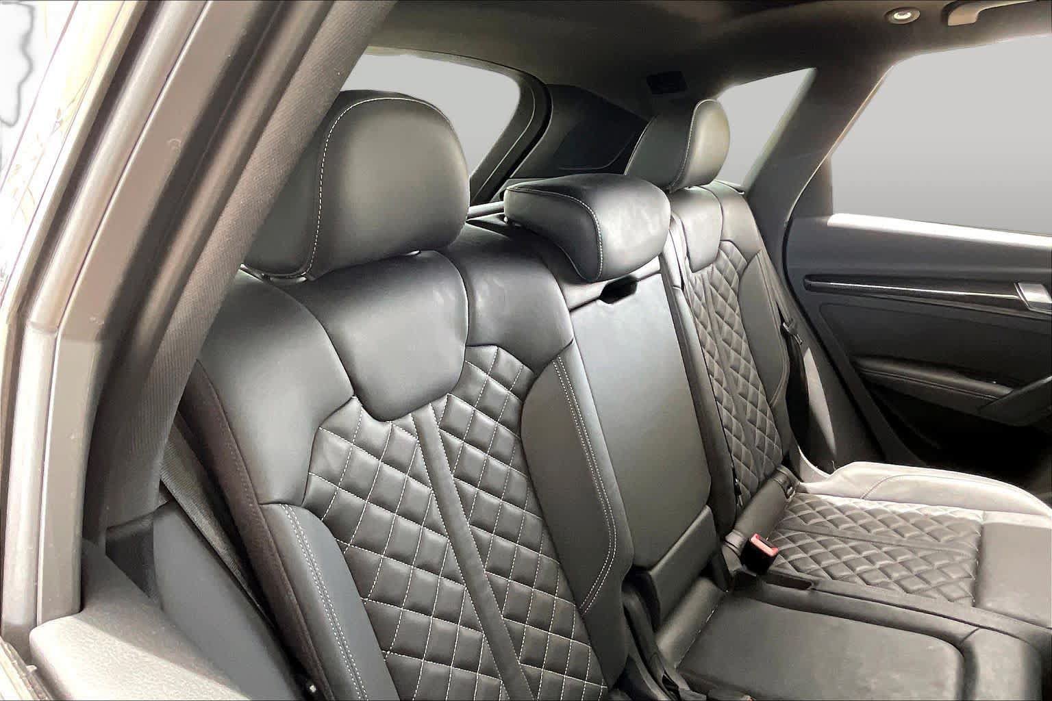 Used 2023 Audi SQ5 Prestige AWD/4WD image 19