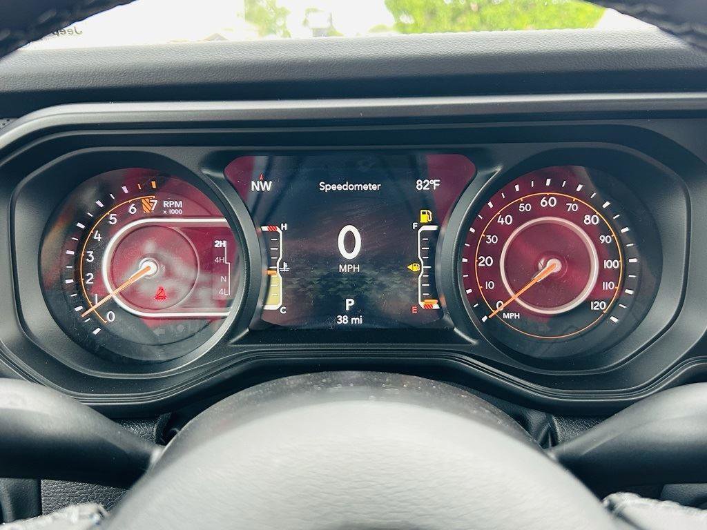 New 2025 Jeep Gladiator Rubicon image 16