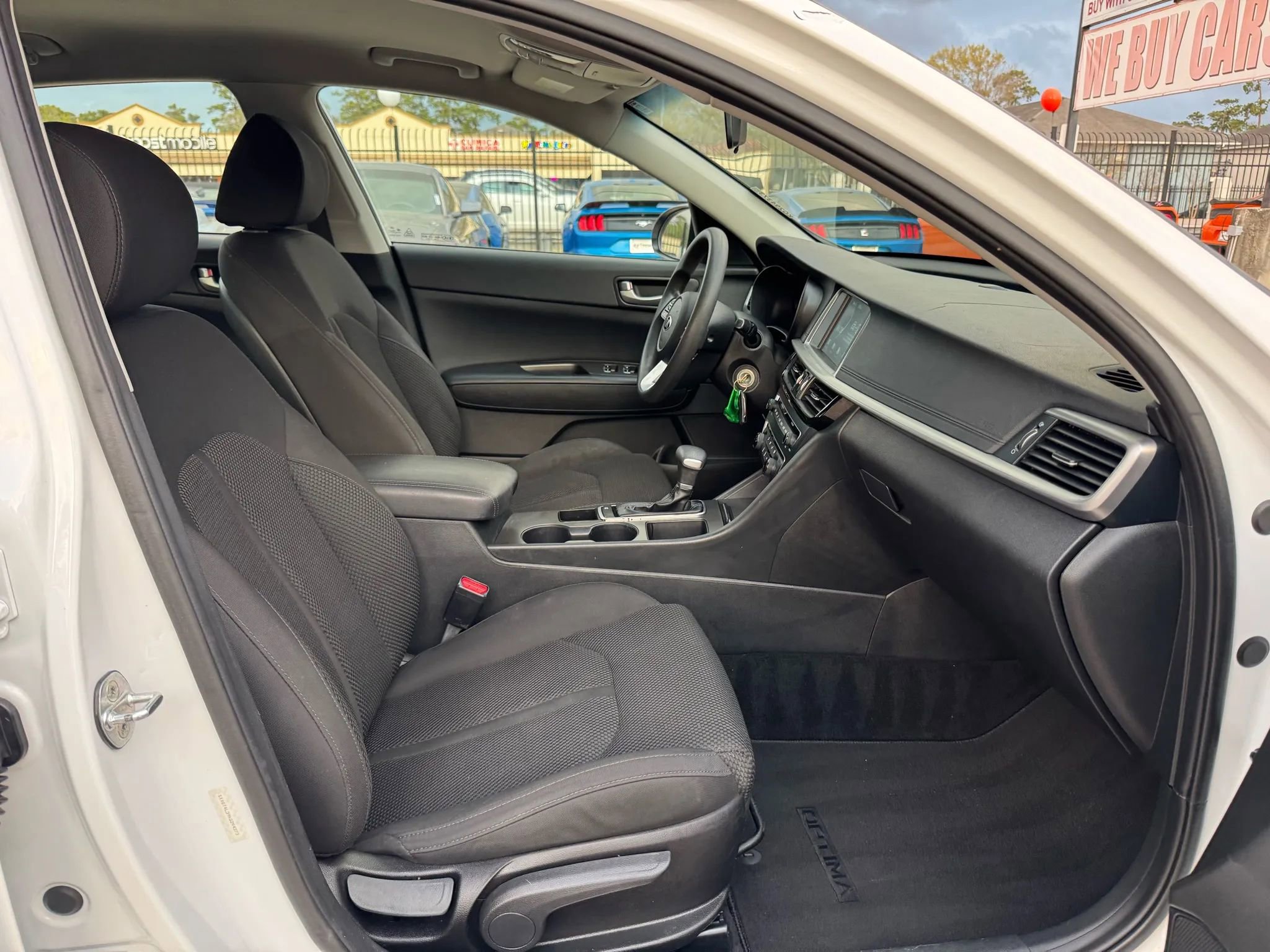 Used 2019 Kia Optima LX image 19
