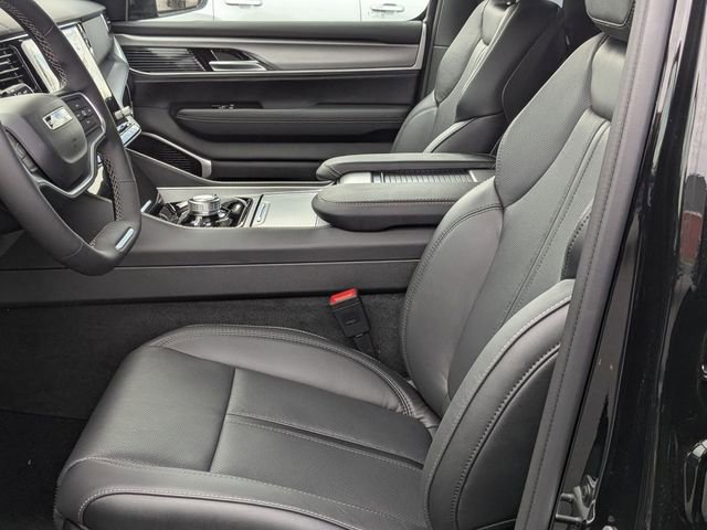 New 2026 Jeep Grand Wagoneer L Limited AWD/4WD image 14