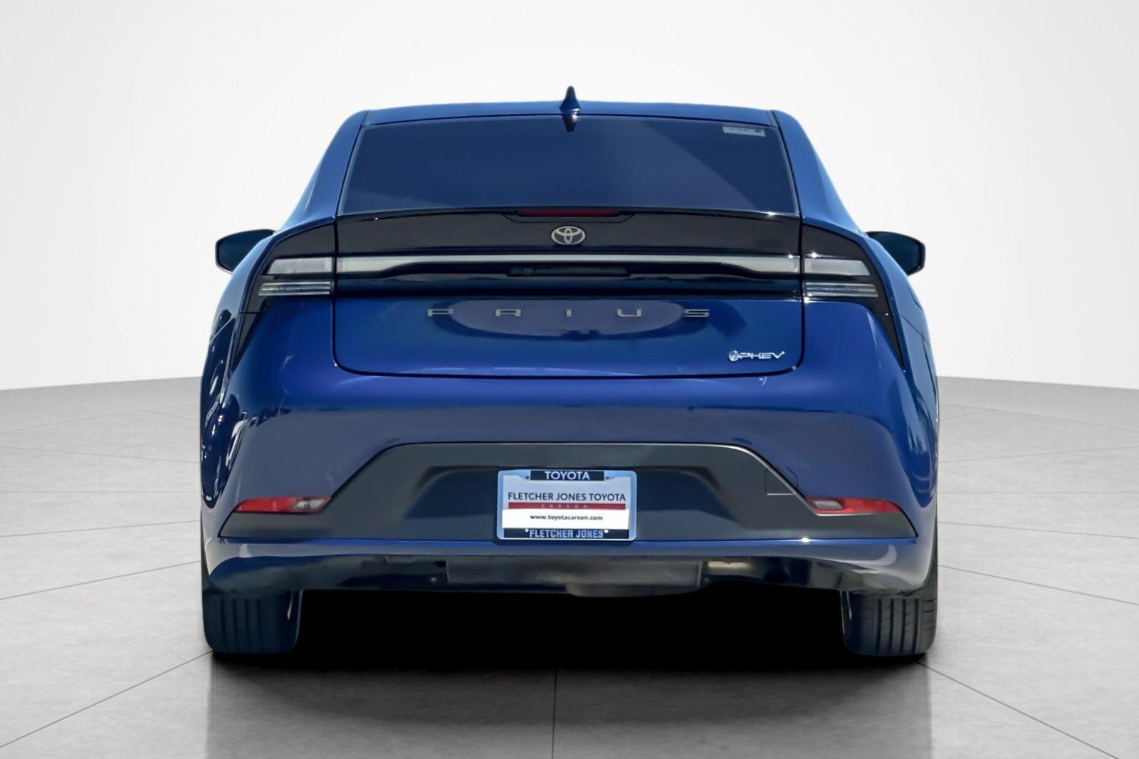 Certified 2025 Toyota Prius Plug-In Hybrid FWD image 4