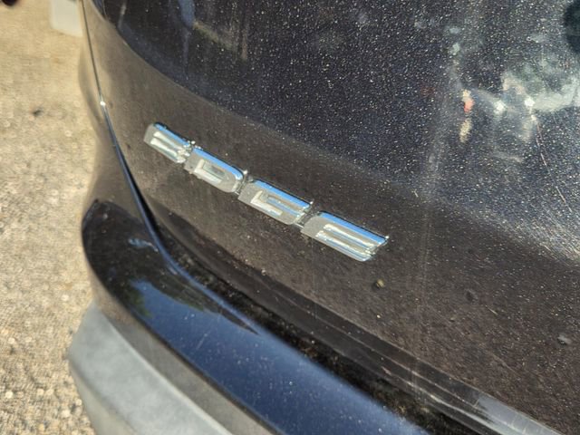 Used 2020 Ford Edge SE FWD image 9