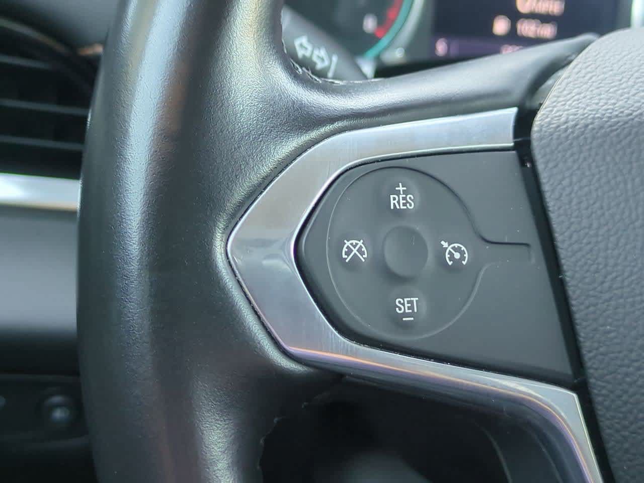 Used 2021 Chevrolet Traverse LT AWD/4WD image 23