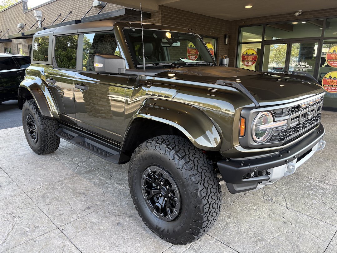 Used 2025 Ford Bronco Raptor AWD/4WD image 4