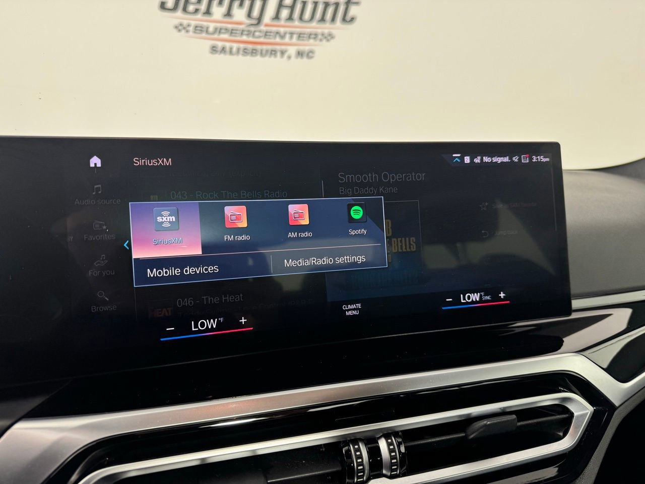 Used 2023 BMW 330i Sedan w/ Premium Package image 17