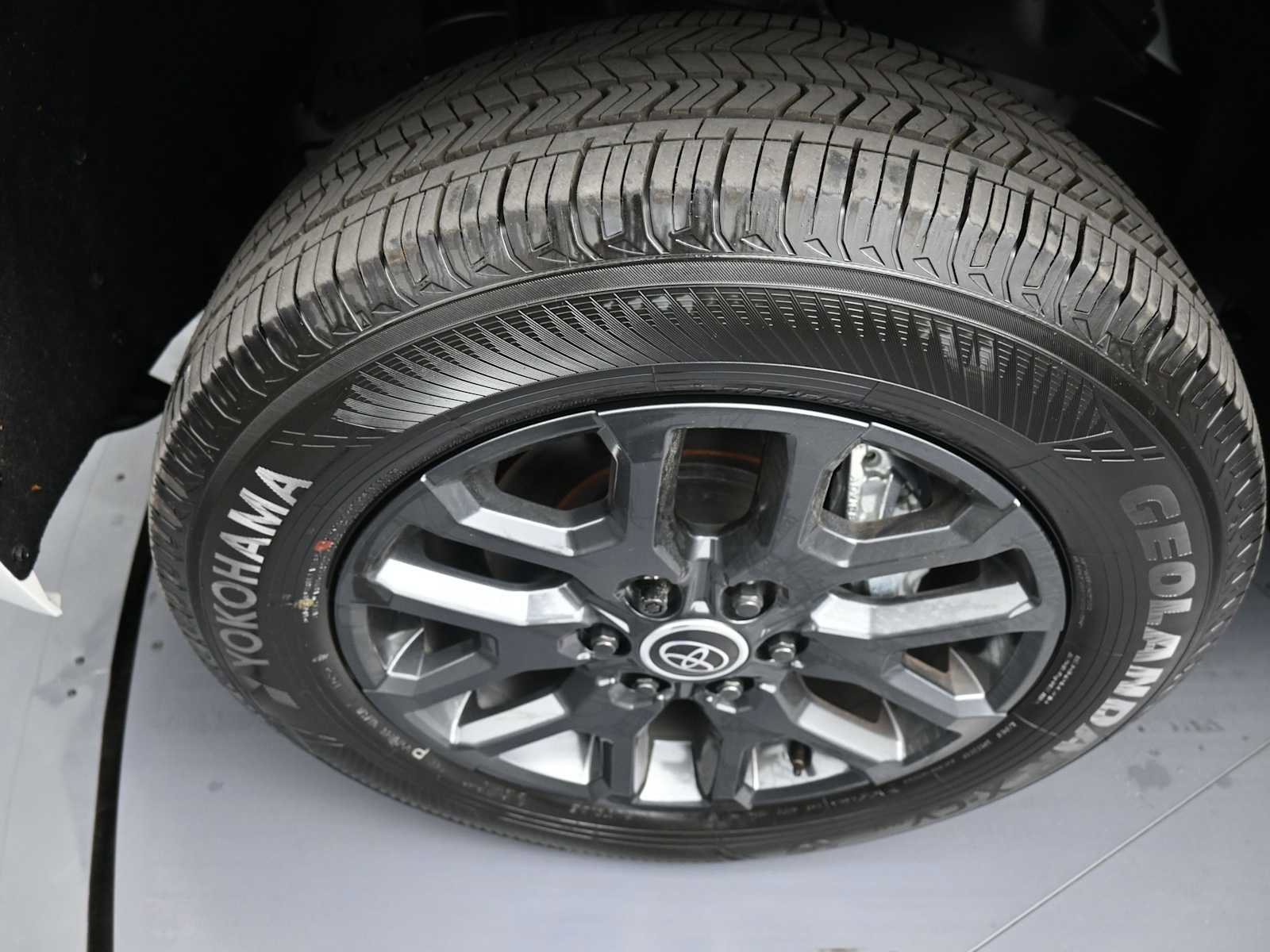 New 2024 Toyota Tundra Platinum AWD/4WD image 14