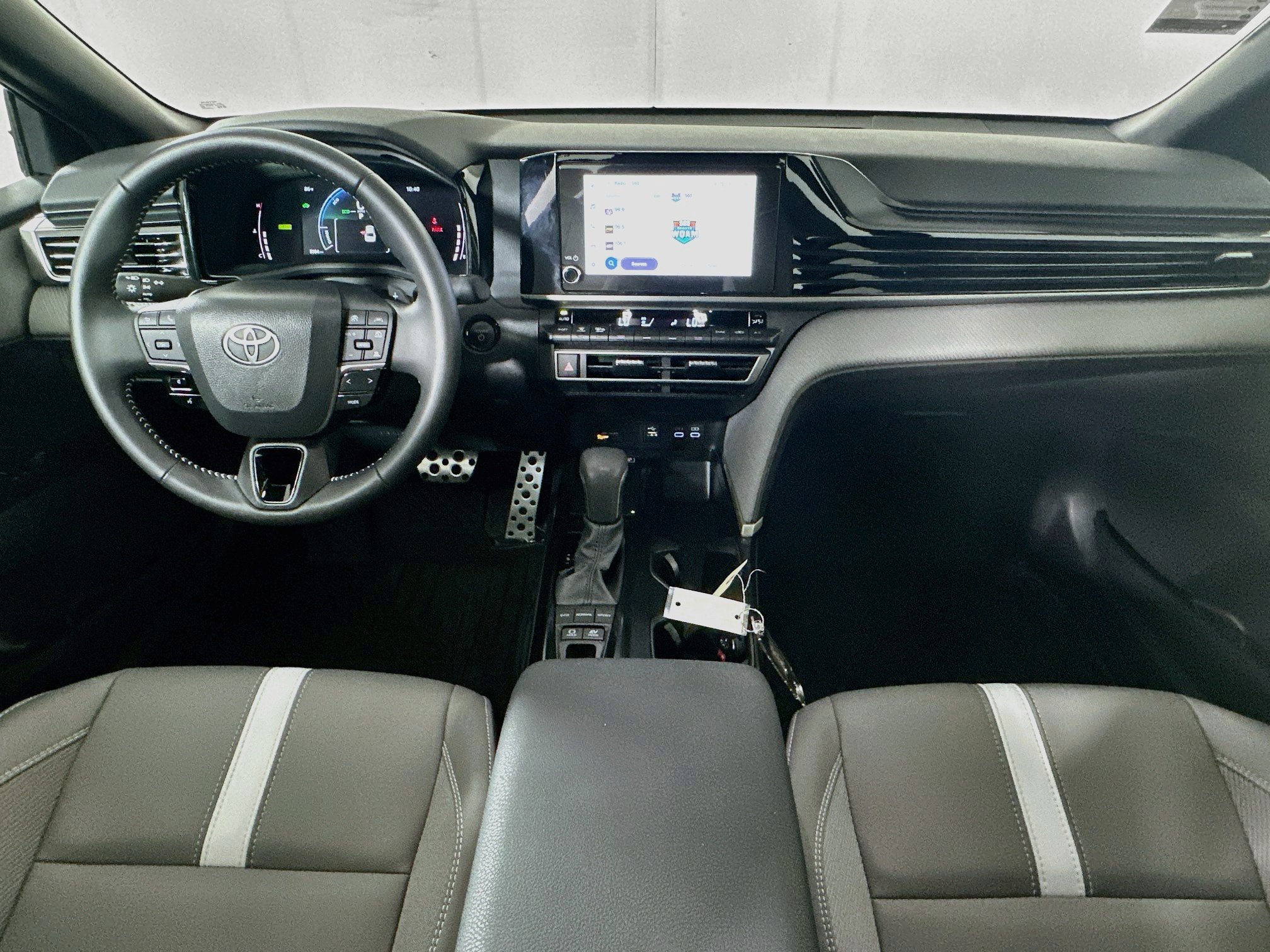 Certified 2026 Toyota Camry SE FWD image 27
