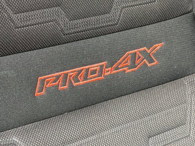 Used 2023 Nissan Frontier PRO-4X w/ Pro Convenience Package image 18