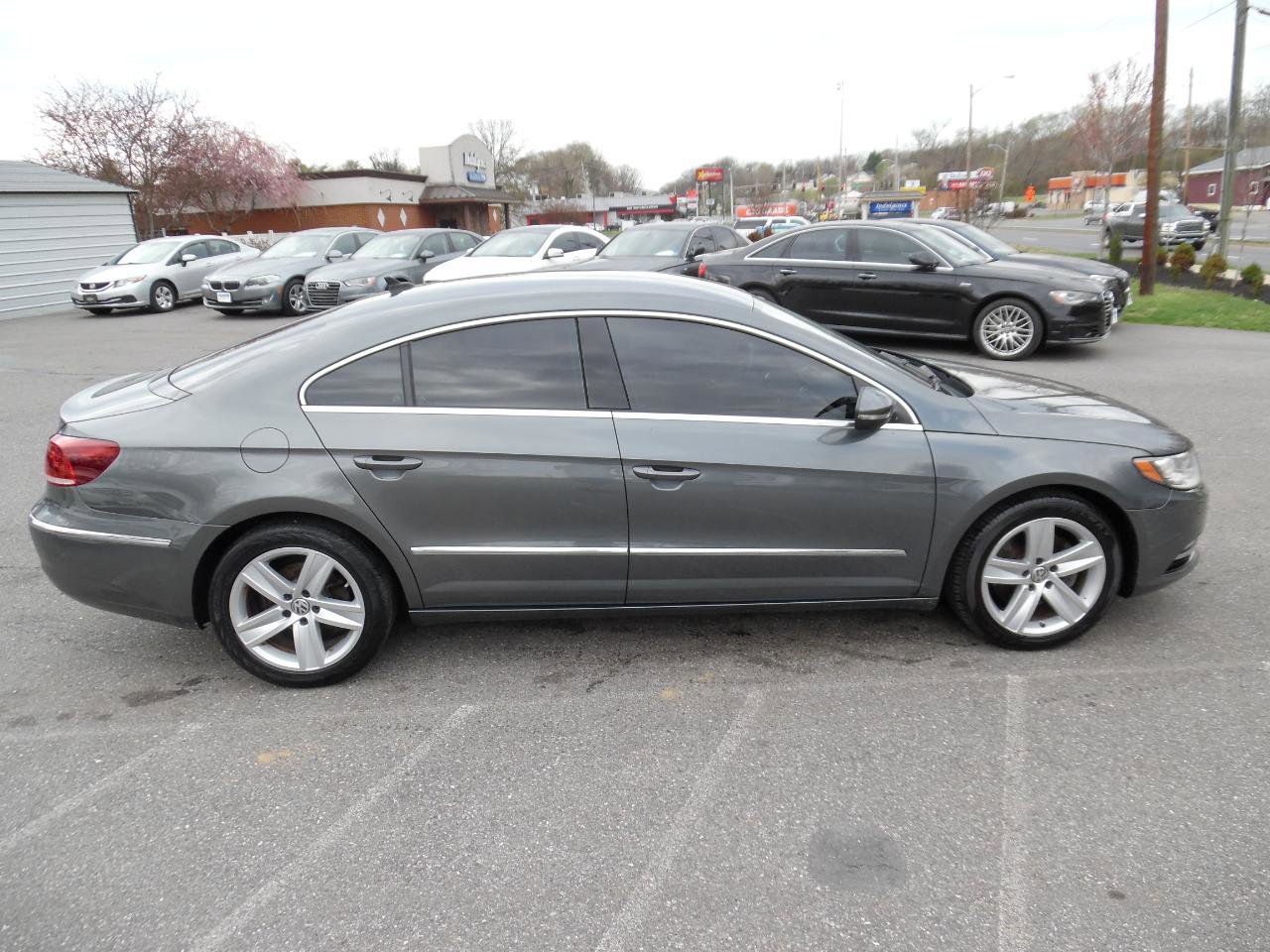 Used 2017 Volkswagen CC Sport image 7