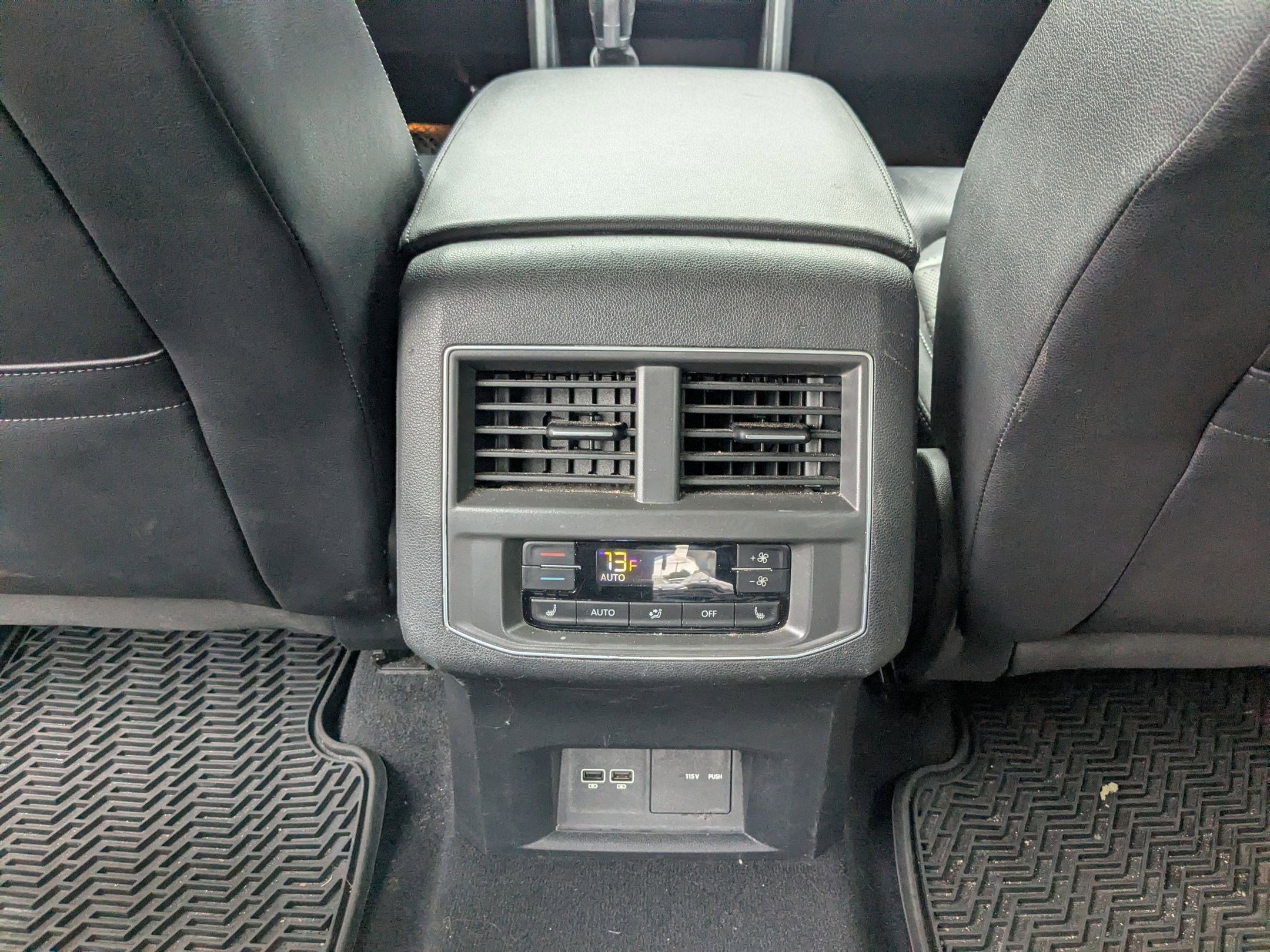 Used 2019 Volkswagen Atlas SEL Premium image 22