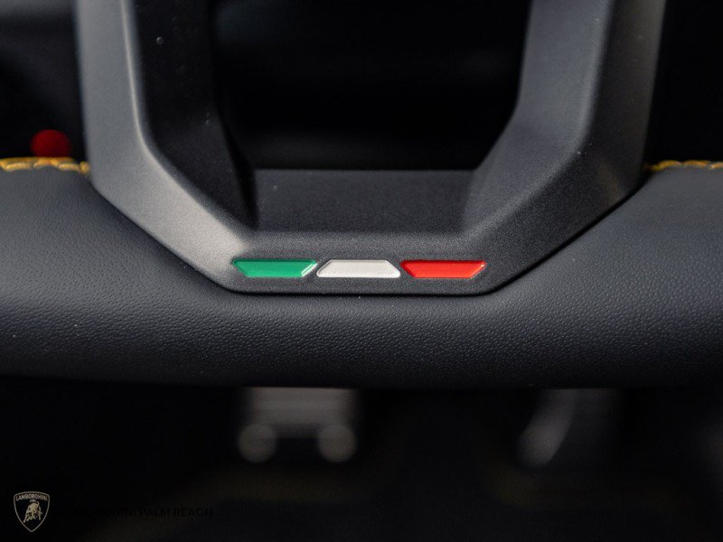Used 2026 Lamborghini Temerario AWD/4WD image 22