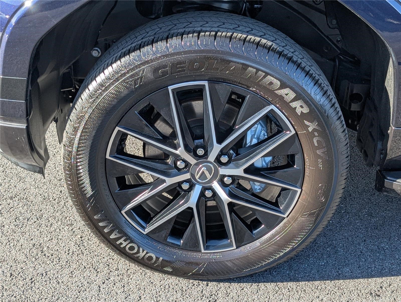 Certified 2025 Lexus GX 550 w/ Accessory Package (2T) image 10